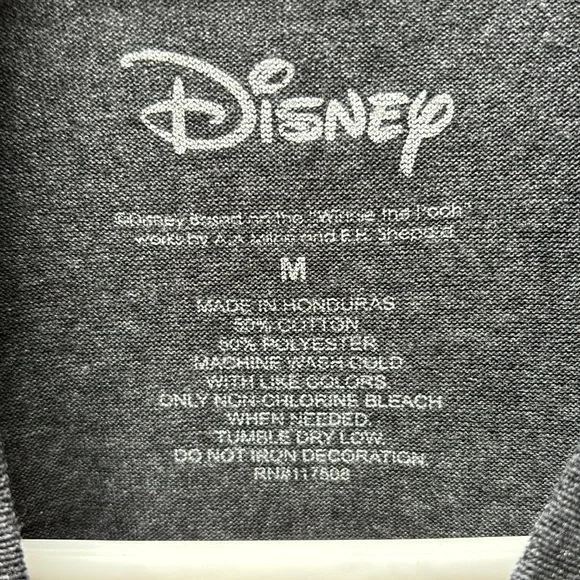 Disney Winnie the Pooh T-Shirt Sz Medium - Picture 3 of 4